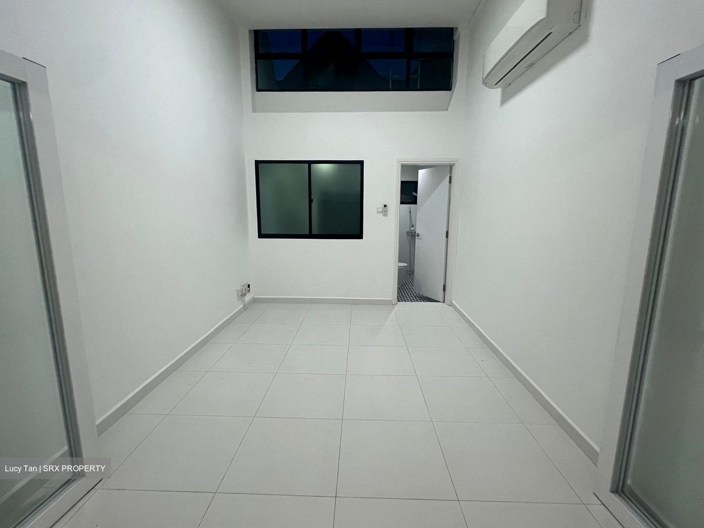 Fernhill Road (D10), Terrace #469017701